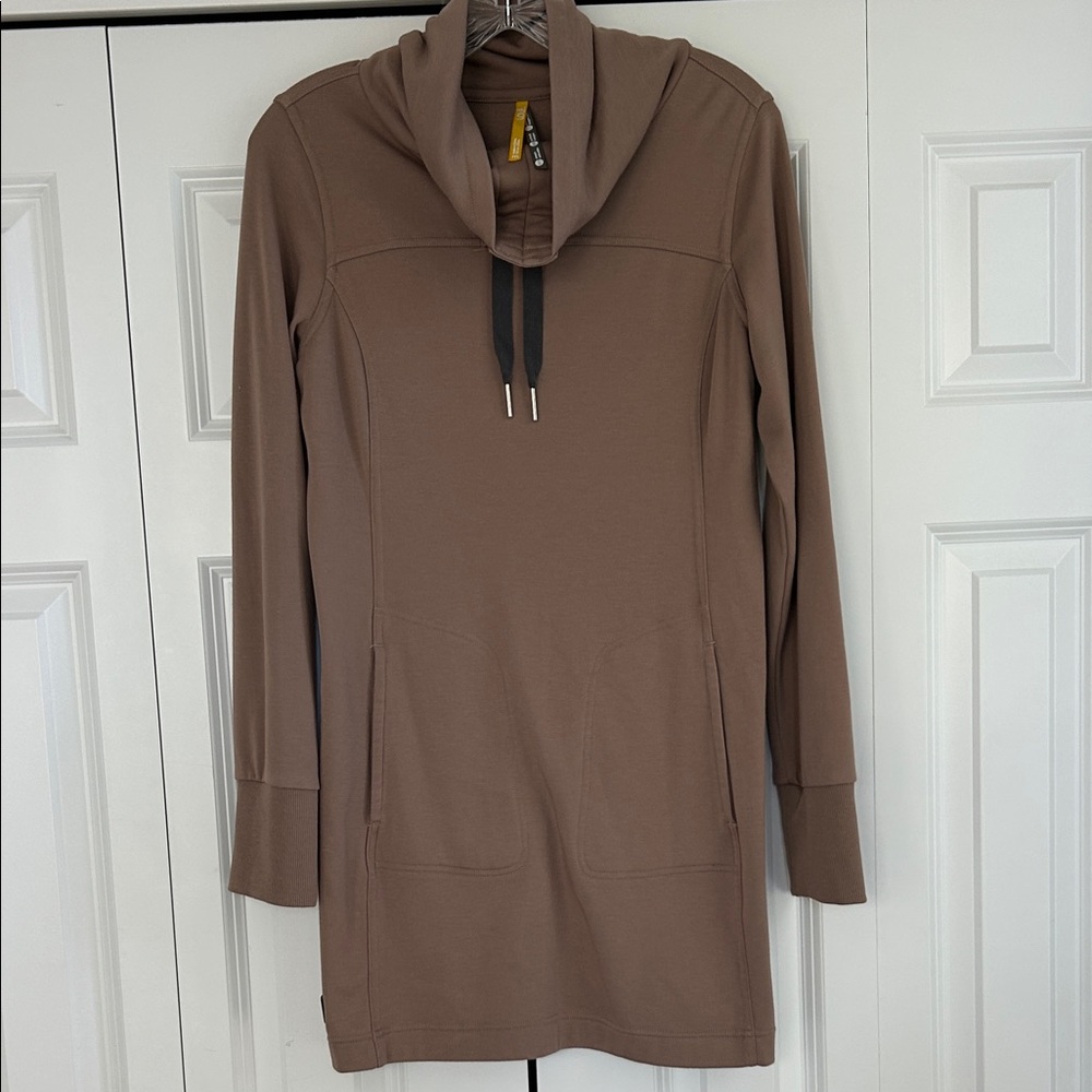 Lole Taupe Hooded Long Sweatshirt. Super Soft & Chic. M
